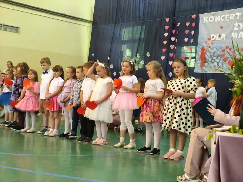 „Koncert życzeń dla Mam”
