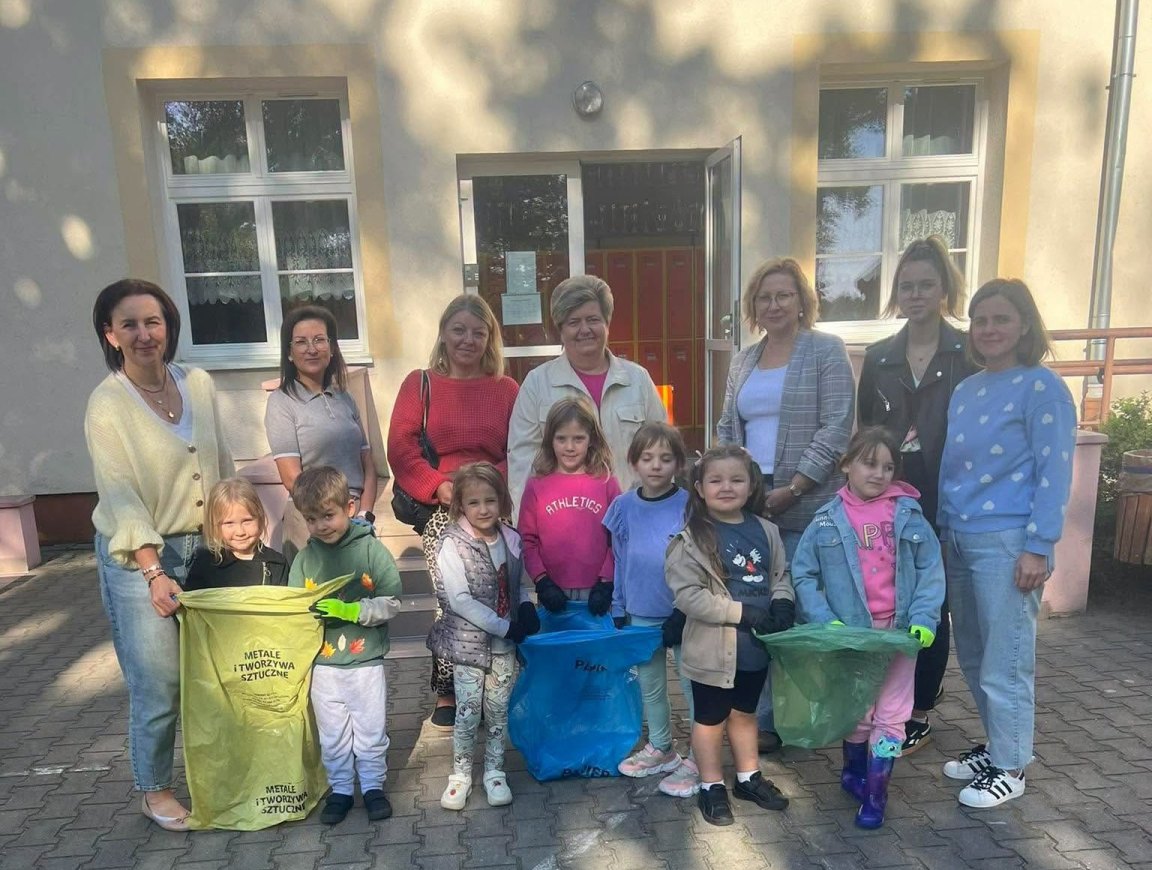 33 AKCJA SPRZĄTANIA ŚWIATA